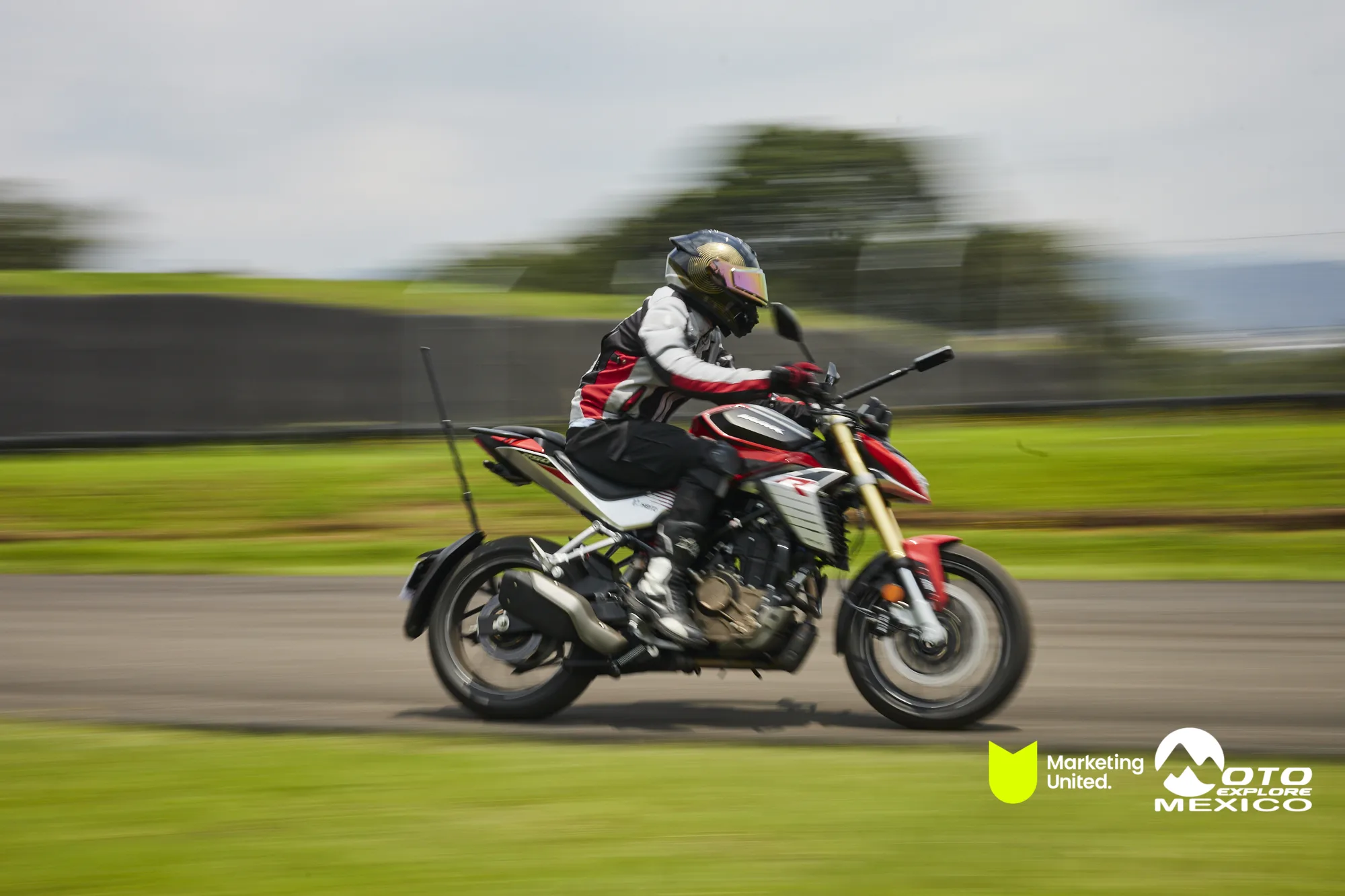 HUNK TRACKDAY 102